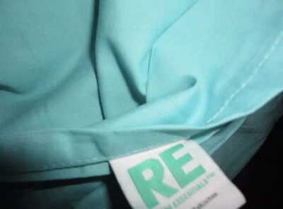 TWIN SHEET SET TARGET ROOM ESSENTIALS TWO TONED AQUA  3PCXL NEW EXTRA LONG - Image 1 of 4