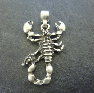 Skorpion Anhänger, Metall Antik Silber Schmuck Handgefertigt Geschenkidee - Picture 1 of 2