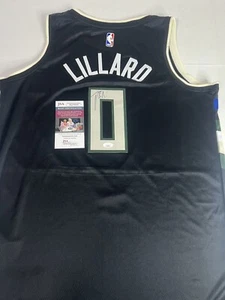 Damian Lillard Autographed Milwaukee Bucks Signed Jersey - JSA COA! - Picture 1 of 2
