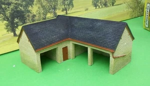 Hornby Skaledale R8783 Farm Plumpsklo Scheune/Schuppen Lagergebäude Originalverpackt (p) - Bild 1 von 4
