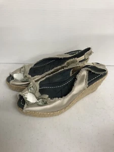 APEPAZZA Women’s Wedge Sandals With Jewels Silver Size 6.5 - Picture 1 of 6