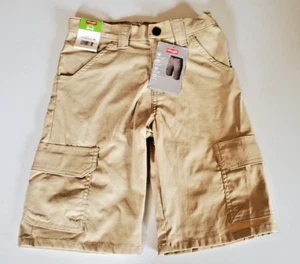Wrangler Cargo Shorts Boys Size 10 Beige Adjustable Waist Outdoors NEW with Tags - Picture 1 of 6