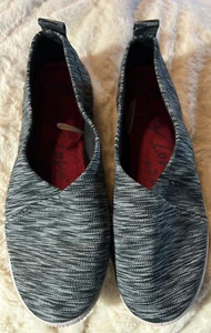 Womens Guppy Love By Blow Fish Slip On Walking Shoes Gray Sneakers Size 6 - Picture 1 of 6