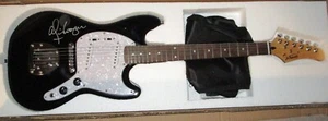 ALICE COOPER AUTOGRAPHED GUITAR BECKETT WITNESSED GLARRY GUITAR AWESOME - Picture 1 of 12