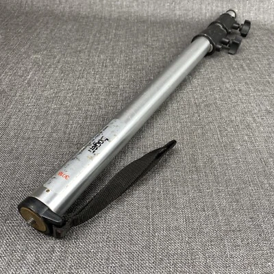 Bogen / Manfrotto 3018 Monopod / 27"-65"  3/8th (Silver) - Image 1 of 4