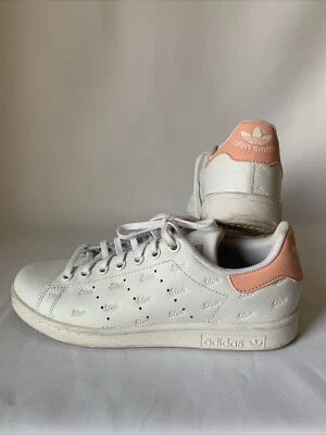 Tenis Adidas Stan Smith 7 1/2 para mujer Foto 1 de 4