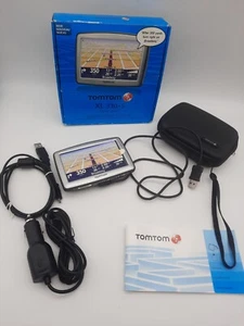 TomTom XL 330S Bundle GPS Navigator System LCD Screen text to Speech w/Case - Picture 1 of 11