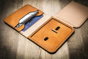 Minimalist Badge Wallet - Picture 1 of 25