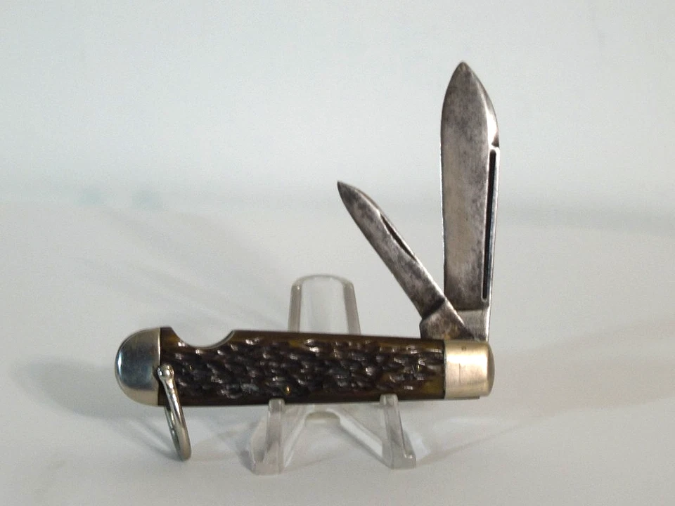 Antique 1925 4-Line "Camillus" "E-Z Opener" With Jigged Brown Bone Scales - Image 1 of 4