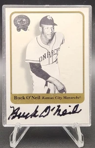Buck O'Neil 2001 Fleer Greats of the Game Auto Card HOF Kansas City Monarchs - Picture 1 of 2