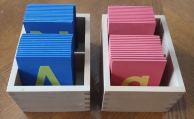 大写和小写字母识别学龄前字母塑料闪存卡 — 第 1/4 张图片