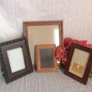 Lot of 4 wood picture photo frames - 8 x 10, (2)5 x 7, 4 x 6 dark & light wood - Picture 1 of 11