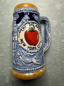vintage New York City The Big Apple LUSTREWARE BEER STEIN Souvenir Mug JAPAN - Picture 1 of 15