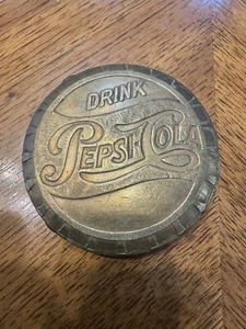 Vintage 1970s Drink Pepsi-Cola Brass Buckle by The Key Of The City - England - Picture 1 of 9