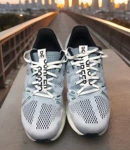 On Cloud Cloudsurfer Laufschuhe Herren Größe 11 Blau - Bild 1 von 17