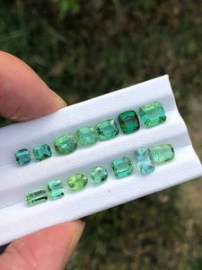 15 Karat natürlicher grüner Turmalin facettiert Posten aus Afghanistan - Bild 1 von 10