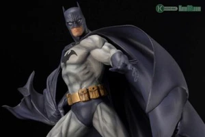 DC Comics 11" BATMAN (HUSH JIM LEE STATUE)(RENEWAL) Kotobukiya Koto Artfx+ - Picture 1 of 7