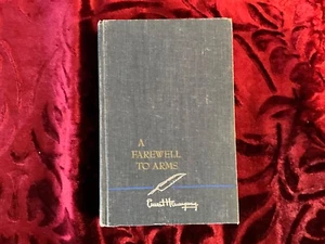 A Farewell to Arms By Ernest Hemingway Rare 1957 Edition - Picture 1 of 3