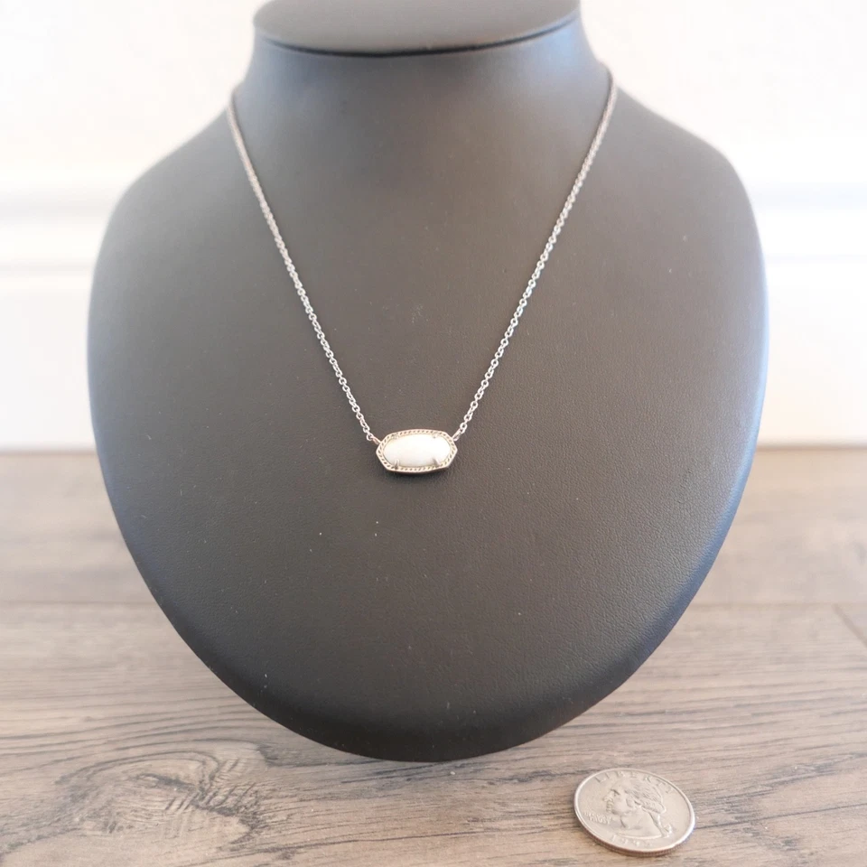 Collar de cadena Kendra Scott Elisa plata piedra ópalo blanco Foto 1 de 1