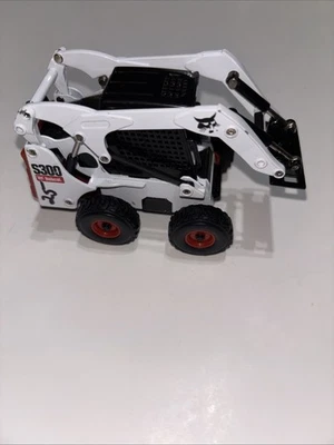 ERTL Britain's S300 Bobcat Loader Die Cast S1:32- Loader - Image 1 of 4