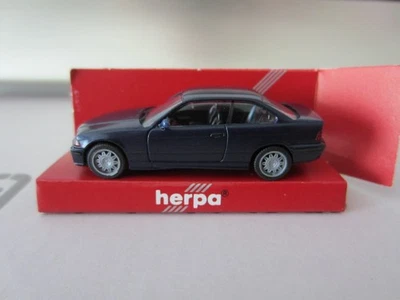 HERPA 031172 宝马 M3 COUPE 深蓝色 - 型号是塑料 - HO 或 1:87 比例 — 第 1/2 张图片