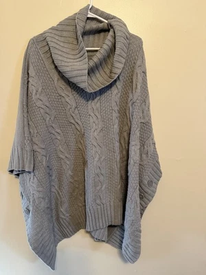 Poncho suéter gris para mujer New York Company talla L/XL Foto 1 de 3