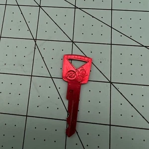 Vintage Cole National H27 Aluminum key Red - Picture 1 of 6