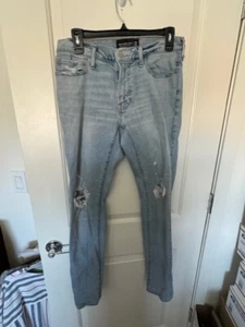 Abercrombie & Fitch Skinny Jeans Women's 30 Distressed Light Wash - Picture 1 of 3