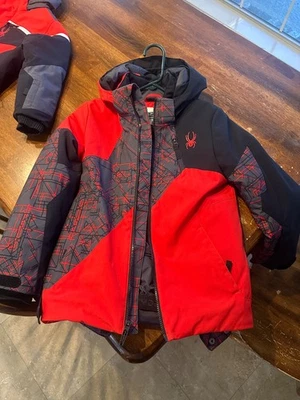Boys Spyder Ski Jacket Size 10 - Image 1 of 3