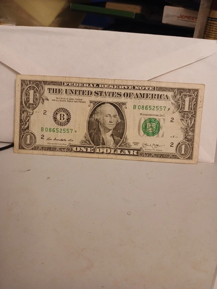 Billete De Dollar Con Estrella - Imagem 1 de 2