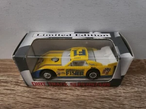 DIRT TRACK SUPERSTARS 1:64 SCALE DIECAST PLATINUM SERIES FLINSTONE F1YER CAR #52 - Bild 1 von 2