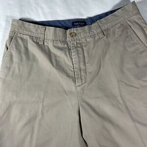 Nautica mens khaki The Deck Short flat front 8" inseam chino shorts - size 34