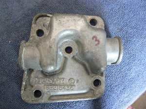TRIUMPH STAG ENGINE CYLINDER HEAD WATER TRANSFER HOUSING R/H - Picture 1 of 3