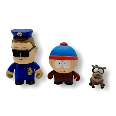 Lot Of 3 Kidrobot South Park Series 1 2011 Officer Barbrady, Kyle & Sparky - Image 1 of 4