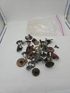 Miscellaneous drawer knobs - Picture 1 of 9