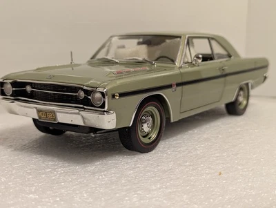 Dodge Dart GTS 1968 coche diecast escala 1/18 de Highway 61  Foto 1 de 4