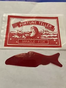 24 PESCI CHE RACCONTANO FORTUNA giocattolo magico scherzo rosso puzzle regalo festa in aula - Foto 1 di 5