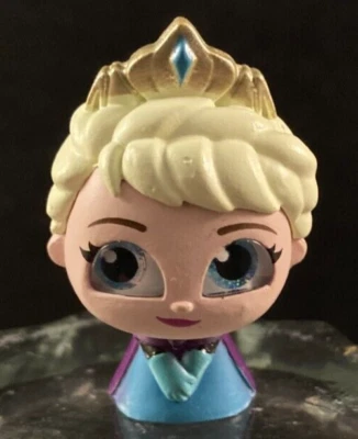 Disney Doorables - Elsa - Frozen - Series 5 - Common - Image 1 of 4