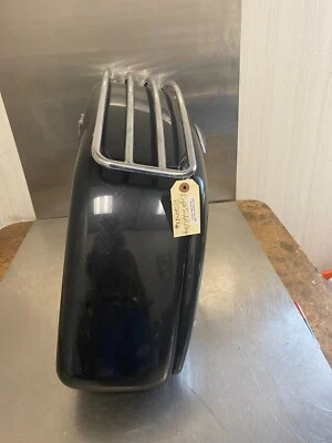 Montaje de alforja derecha Kawasaki Vulcan 1600 Nomad 2007 Foto 1 de 4