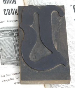 HUGE "V" blackletter 7.09" handcarved woodtype printing block letterpress ABC - Picture 1 of 1