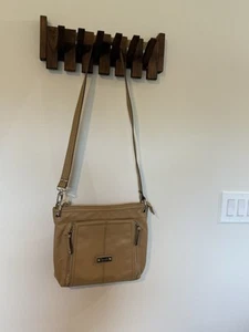 Tignanello Tan Pebbled Genuine Leather Bag Crossbody Shoulder Purse Organizer - Picture 1 of 15