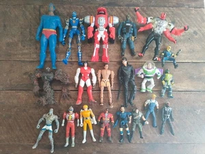 Lot Superhelden Power Rangers Spiderman Ben 10 Actionfiguren PVC - Bild 1 von 4