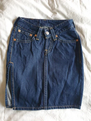 Levi's Type 1 Y2K Denim Skirt Size XS  - Image 1 of 4