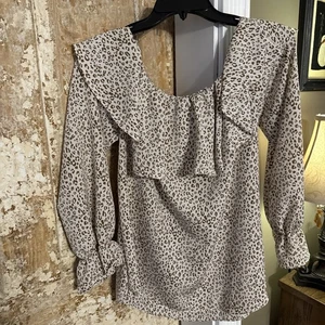 Spin Women’s Large Brown Beige Animal Print Elastic Neck & Sleeves Shirt - Picture 1 of 3