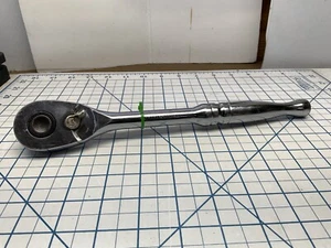 HUSKY 1/2 Drive 72tooth Quick Release Ratchet - Smooth Grip - Green Tag - Picture 1 of 11