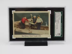 THE 3 STOOGES #19 Hey Fellows, I Think I've Got A Bite 1959 Graded Mint 9 Card - Picture 1 of 5