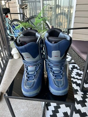 Bota de snowboard K2 para hombre talla 11 Foto 1 de 4