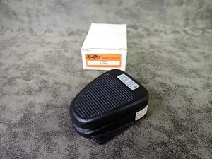 NEW Linemaster 632-S Clipper Single Stage Momentary Foot Switch (N29) - Picture 1 of 5