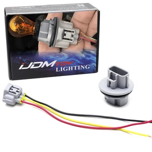 Enchufe de bombilla DRL intermitente delantero 3157 con cableado adaptador de 5" para Toyota - Imagen 1 de 9