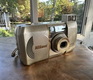 Nikon Lite Touch 120ED 38-120mm Zoom, Compact 35mm Film Camera Tested! - Picture 1 of 4